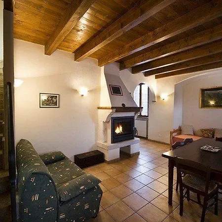 مزرعة للإقامة Della Pieve باردولينو